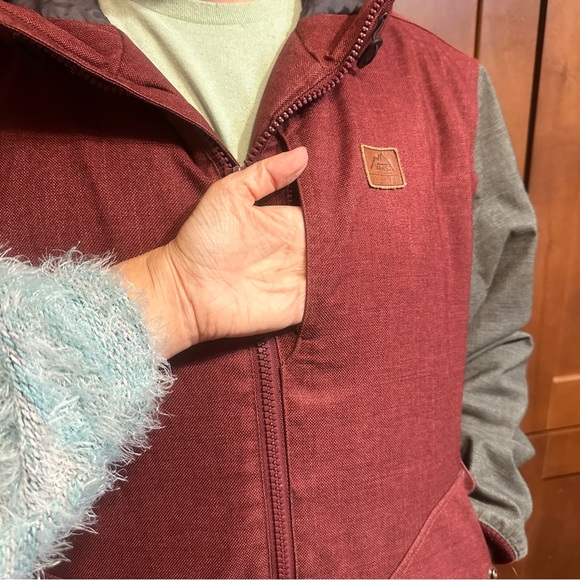 SALE!!! Rutherford Mountain Edition winter jacket. 3 - Picture 12 of 17